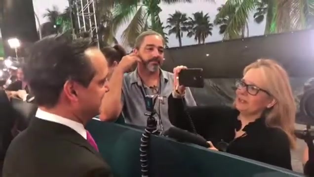 Un momento del vídeo original.